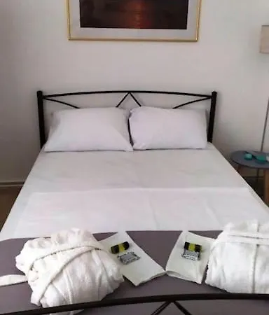 شقة κεντρικό στούντιο στην καρδίτσα.