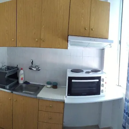 κεντρικό στούντιο στην καρδίτσα. *