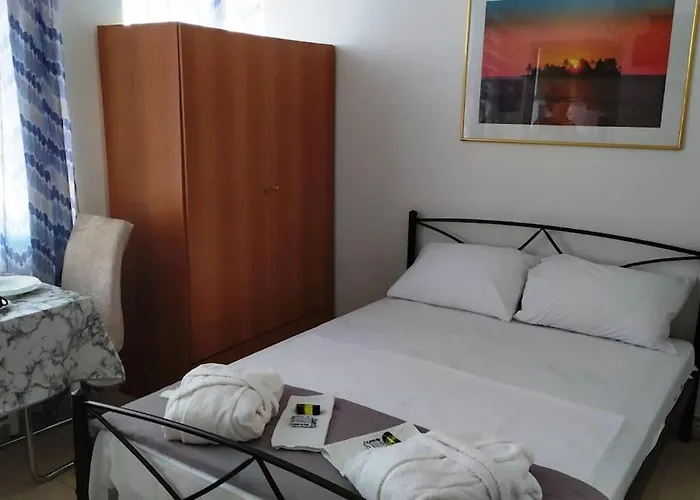 Apartament κεντρικό στούντιο στην καρδίτσα. *